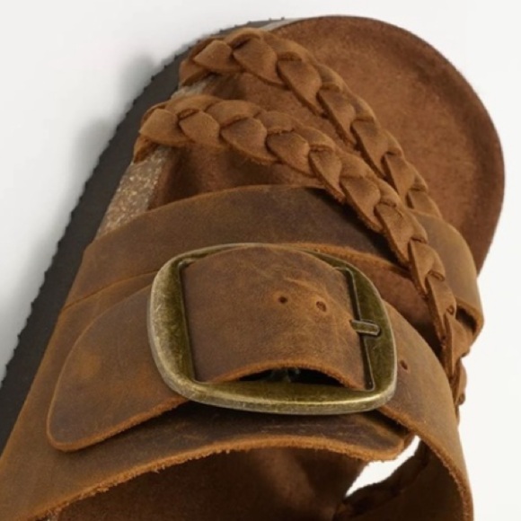 White Mountain Brown Leather Sandals Braided Straps Large Brass Buckle SZ 6 - Picture 3 of 14